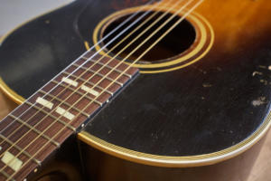 1946 Gibson Southern Jumbo for sale - fingerboard detail